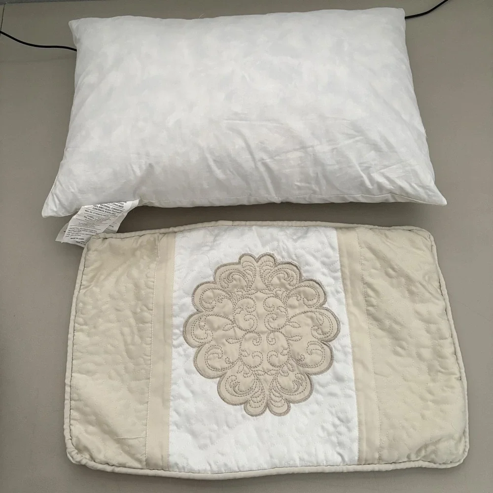 Lenox American Design Set of 2 Cream Wht Embroidered Accent Pillow Duck Feather